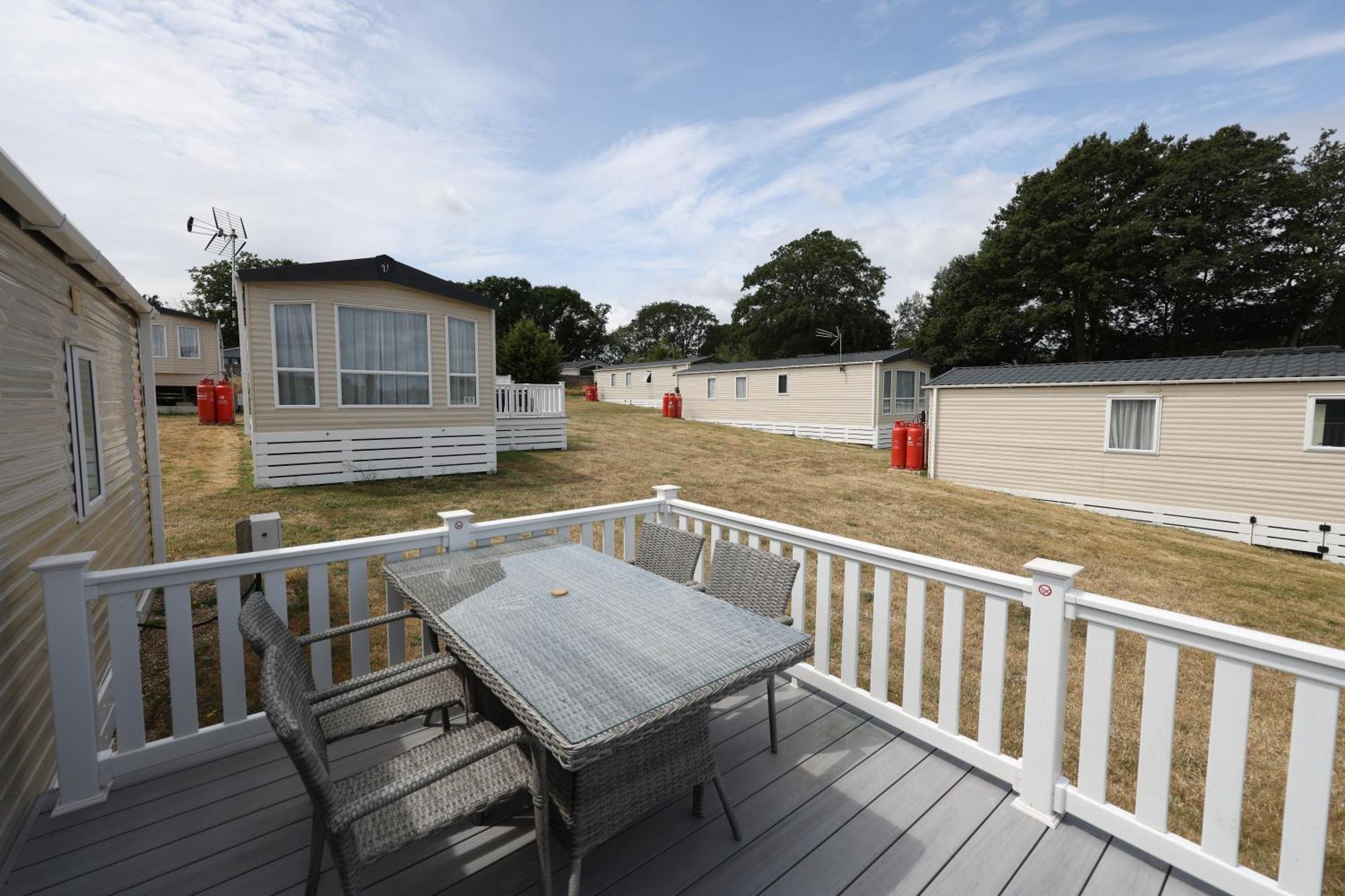 Bursledon Mercury Yacht Harbour And Holiday Park מראה חיצוני תמונה