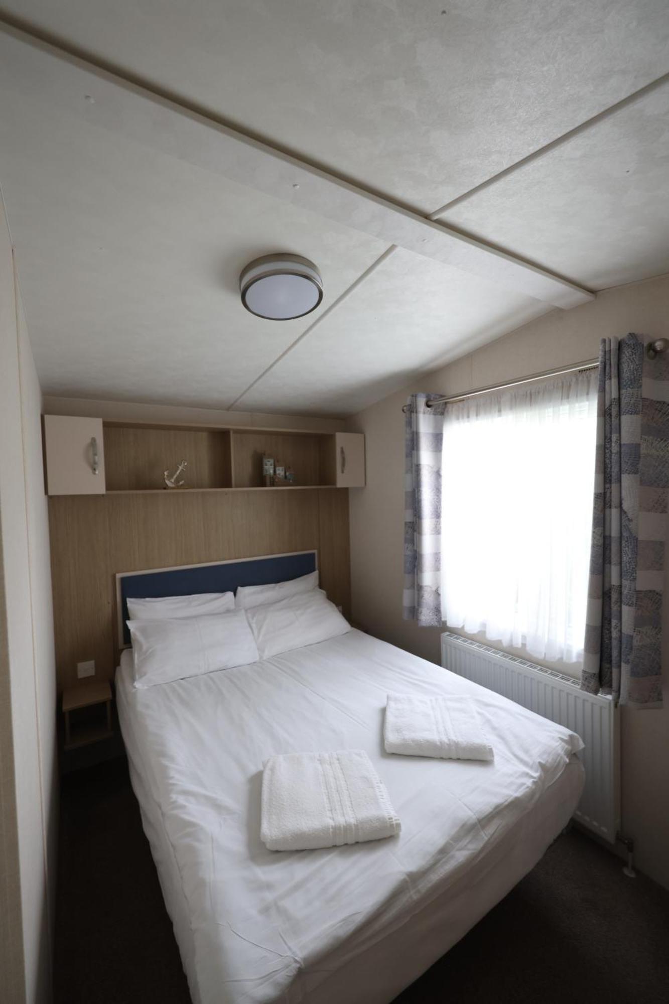 Bursledon Mercury Yacht Harbour And Holiday Park מראה חיצוני תמונה